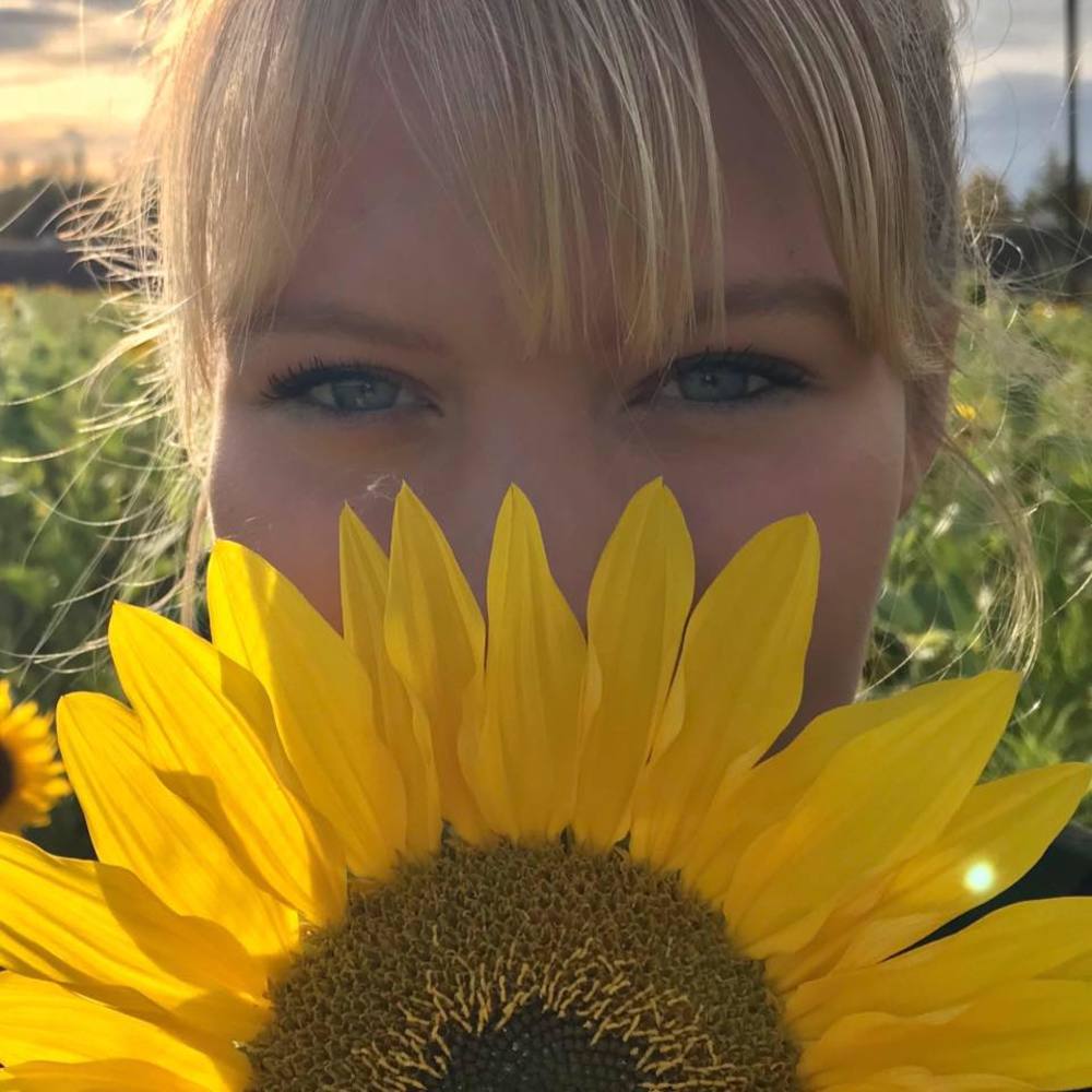 Meet your Posher, Sierra